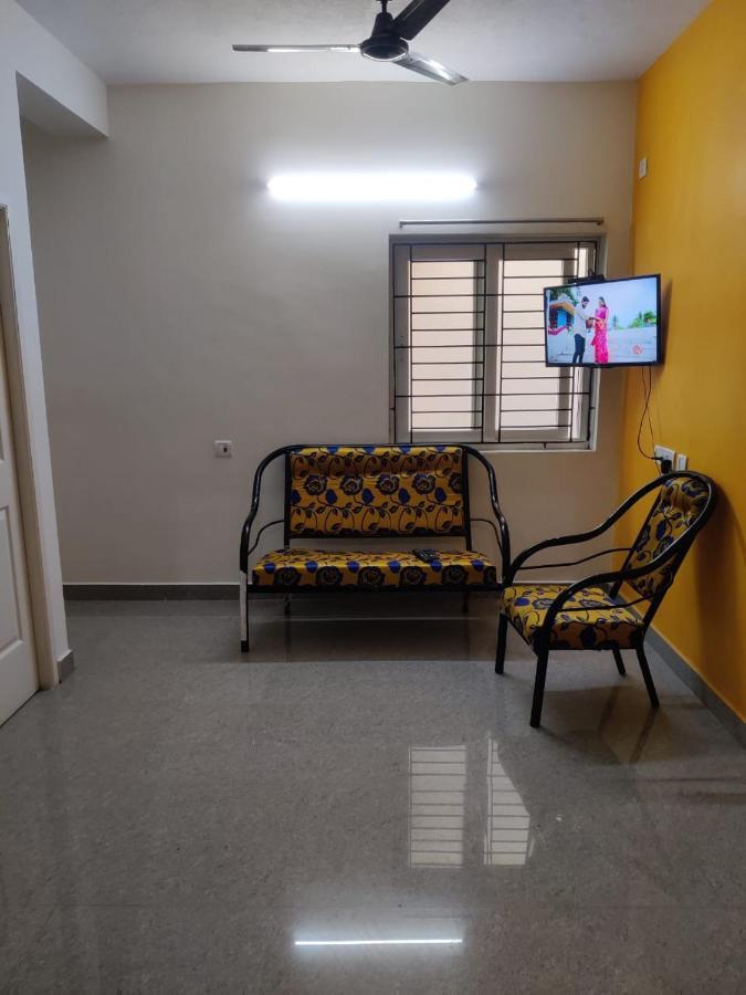 Allamanda Abode Aparthotel Chennai Esterno foto