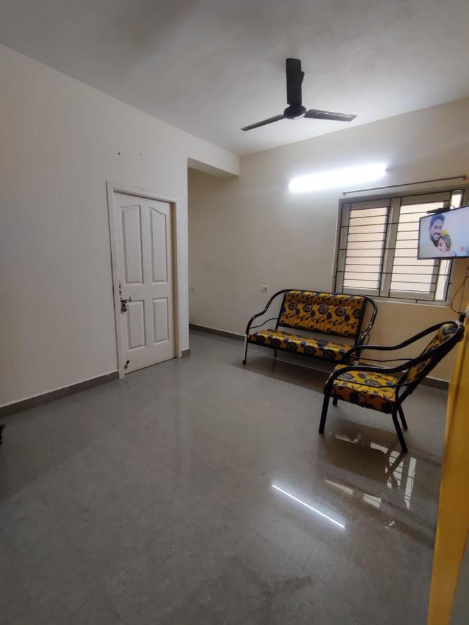 Allamanda Abode Aparthotel Chennai Esterno foto