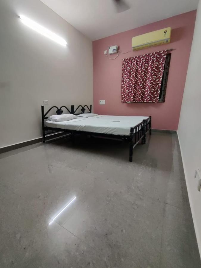 Allamanda Abode Aparthotel Chennai Esterno foto