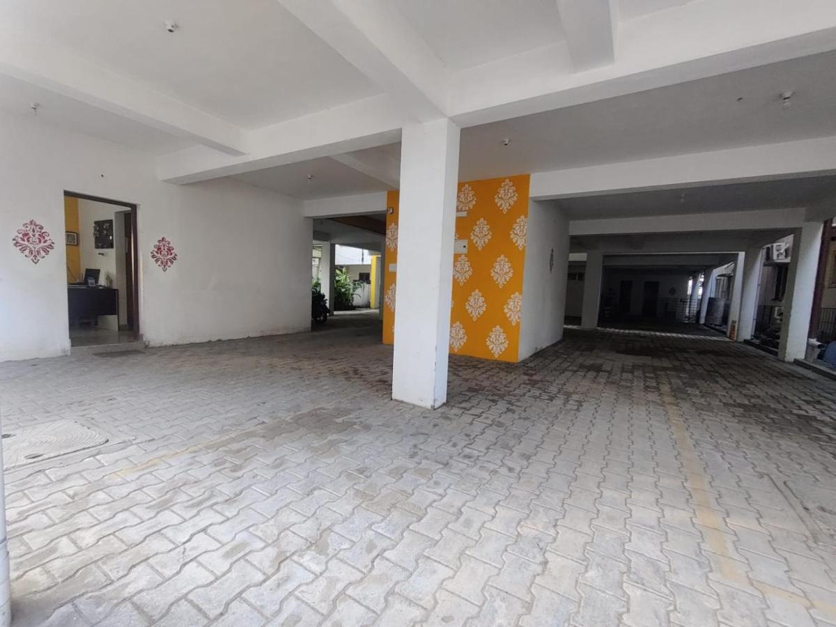 Allamanda Abode Aparthotel Chennai Esterno foto