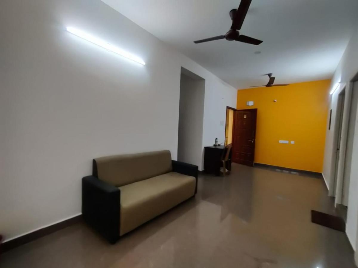 Allamanda Abode Aparthotel Chennai Esterno foto