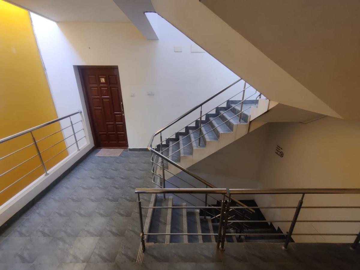 Allamanda Abode Aparthotel Chennai Esterno foto