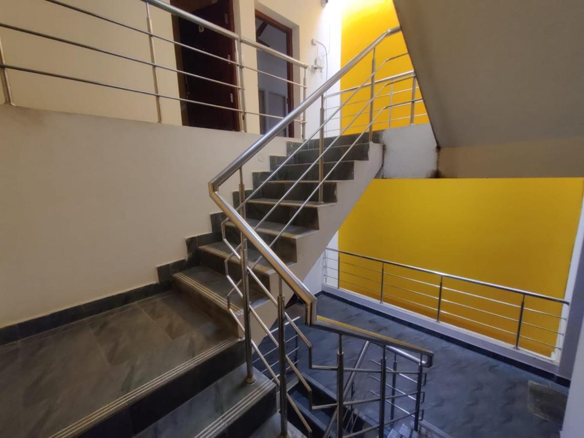 Allamanda Abode Aparthotel Chennai Esterno foto